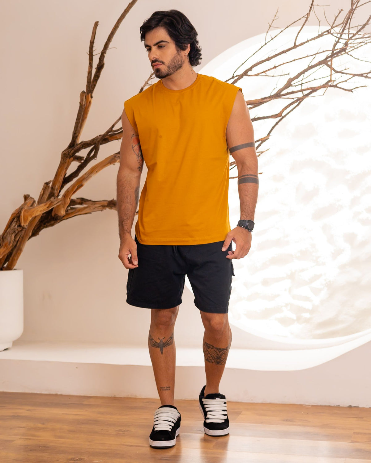 REGATA MACHÃO / AMARELO SAFRON