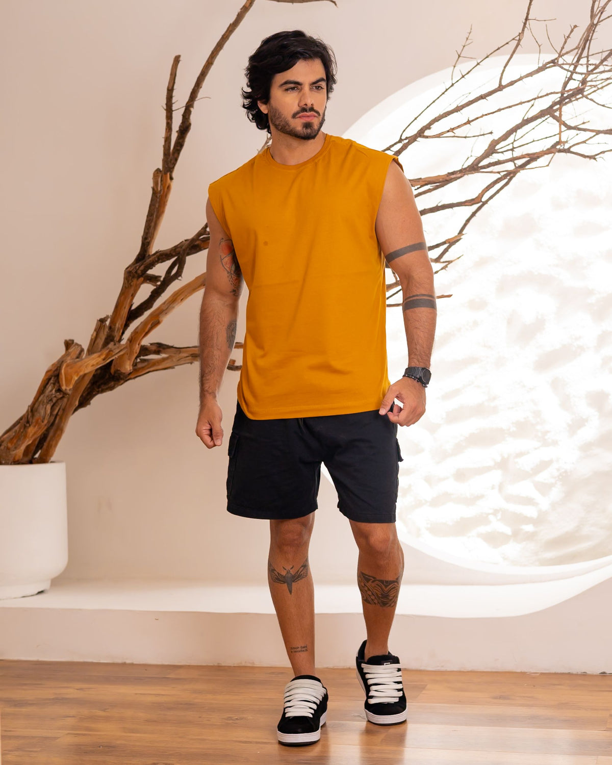 REGATA MACHÃO / AMARELO SAFRON