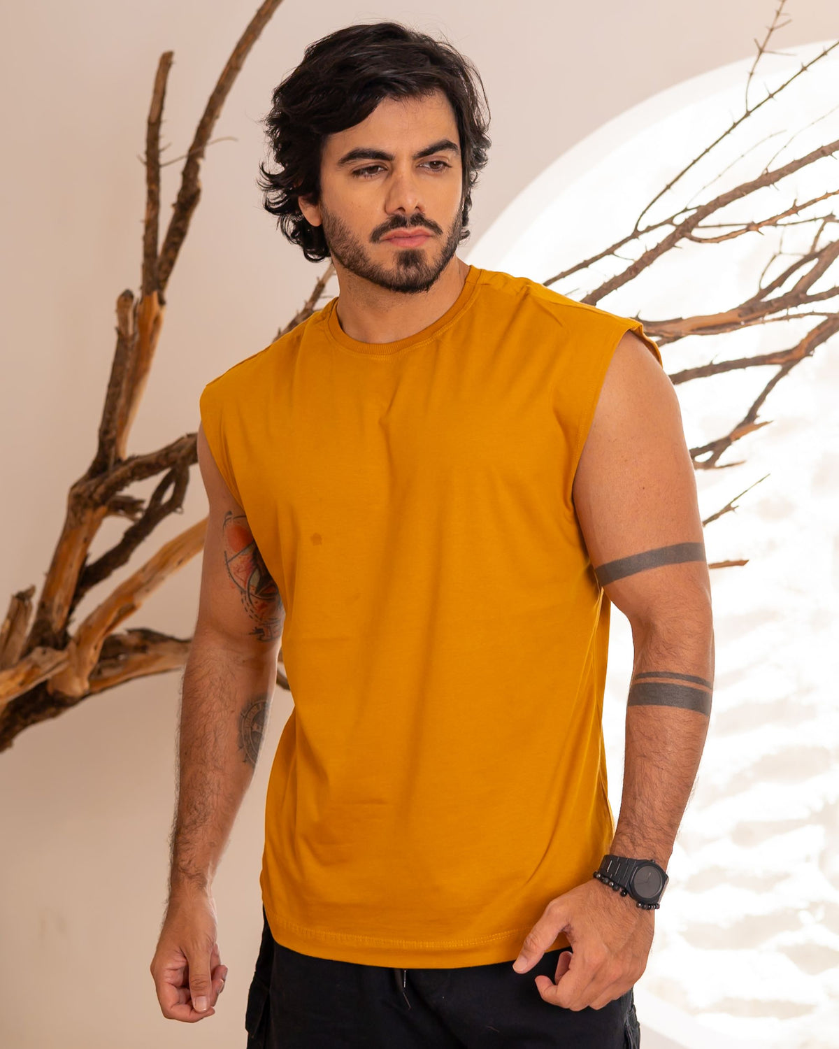 REGATA MACHÃO / AMARELO SAFRON