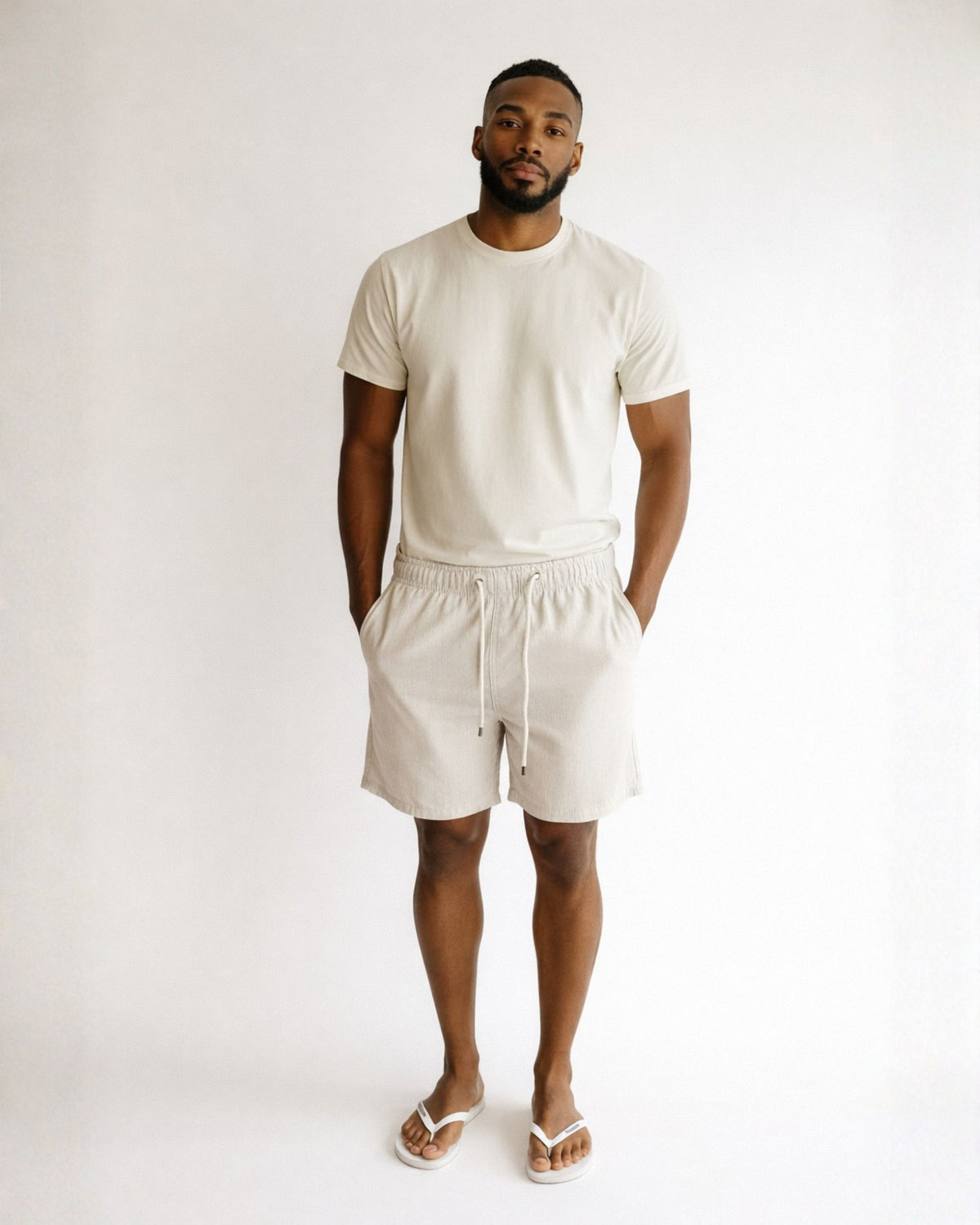 SHORT LINHO ESSENTIAL / AREIA