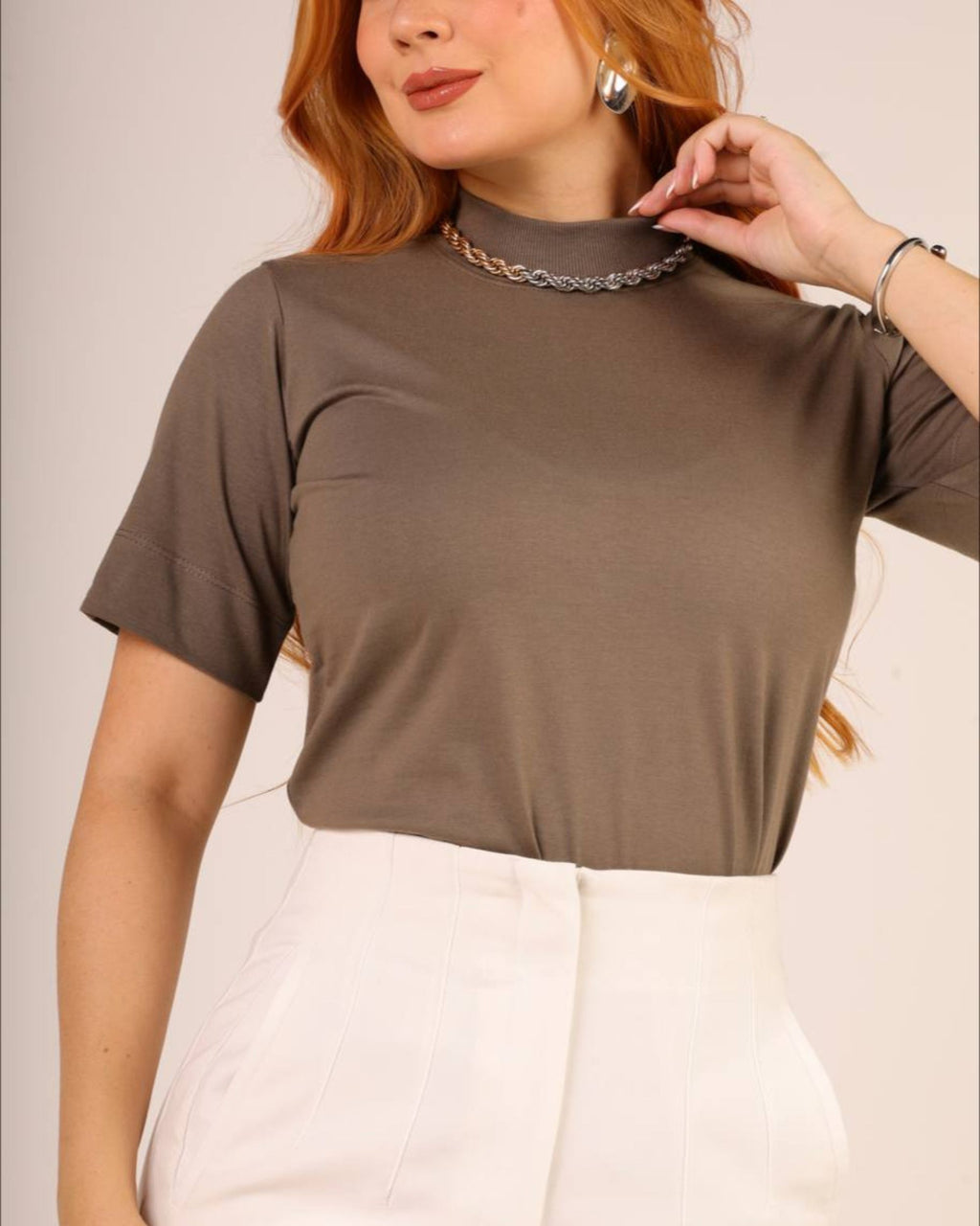 T-SHIRT GOLA ALTA / CINZA WARM