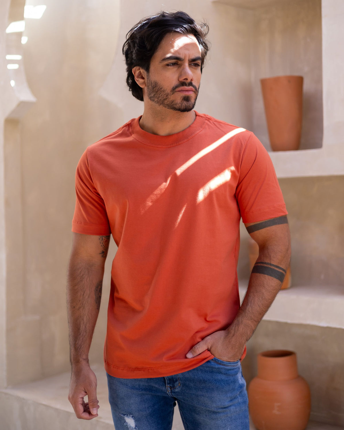 CAMISETA BÁSICA / LARANJA SIENA