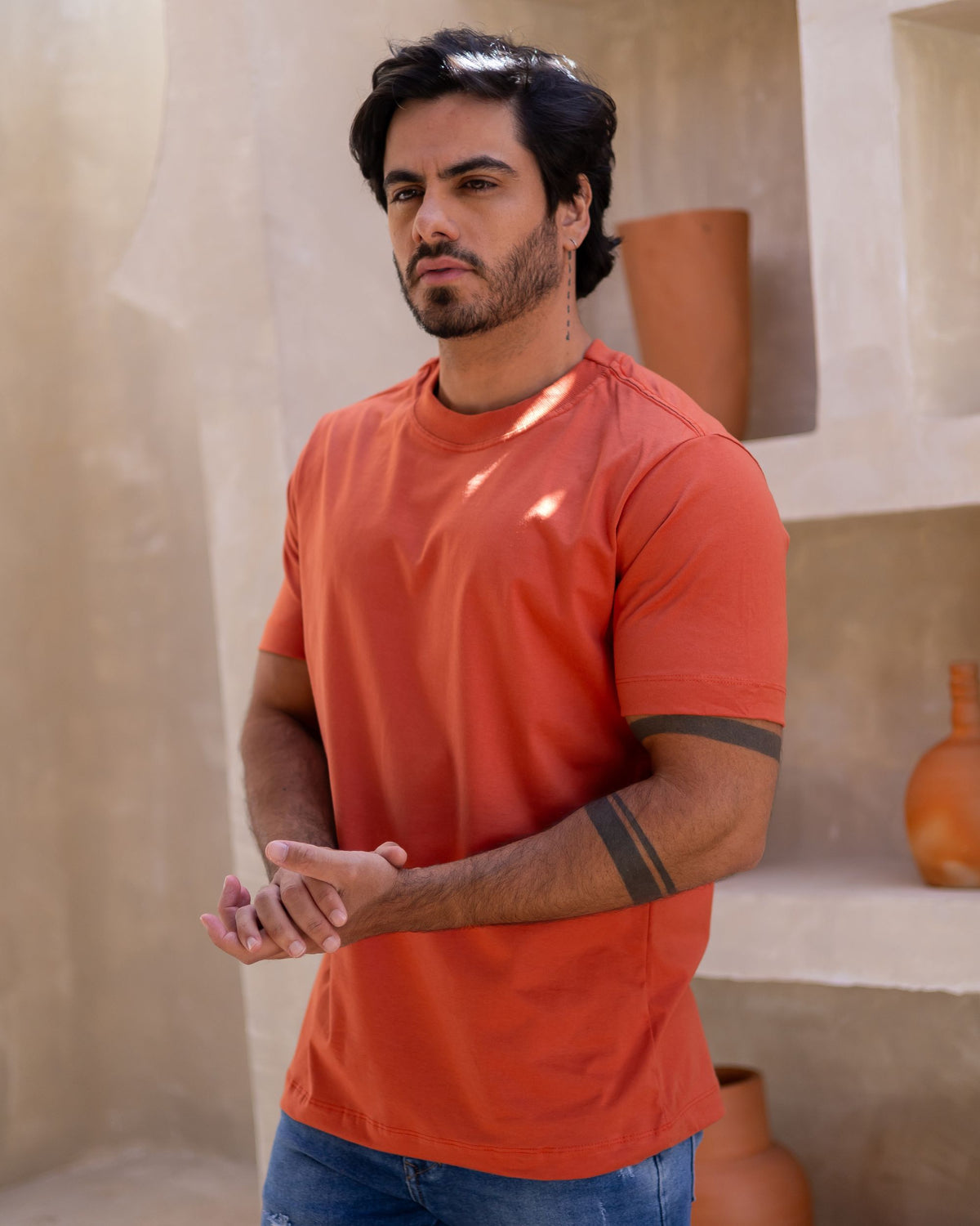 CAMISETA BÁSICA / LARANJA SIENA