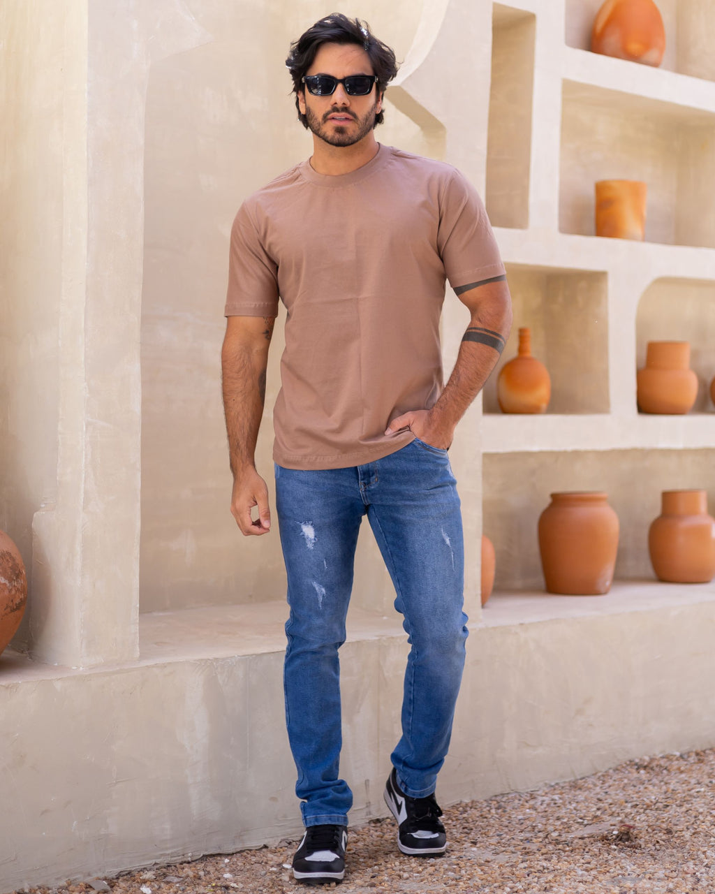 CAMISETA BÁSICA / MARROM MINK