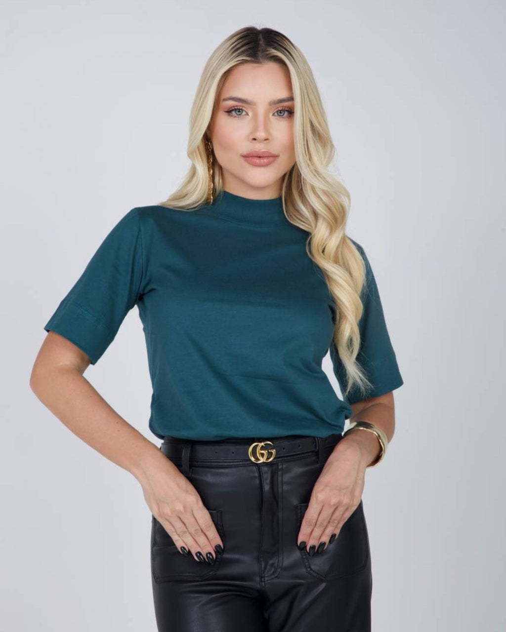 T-SHIRT GOLA ALTA / NIGHT GREEN