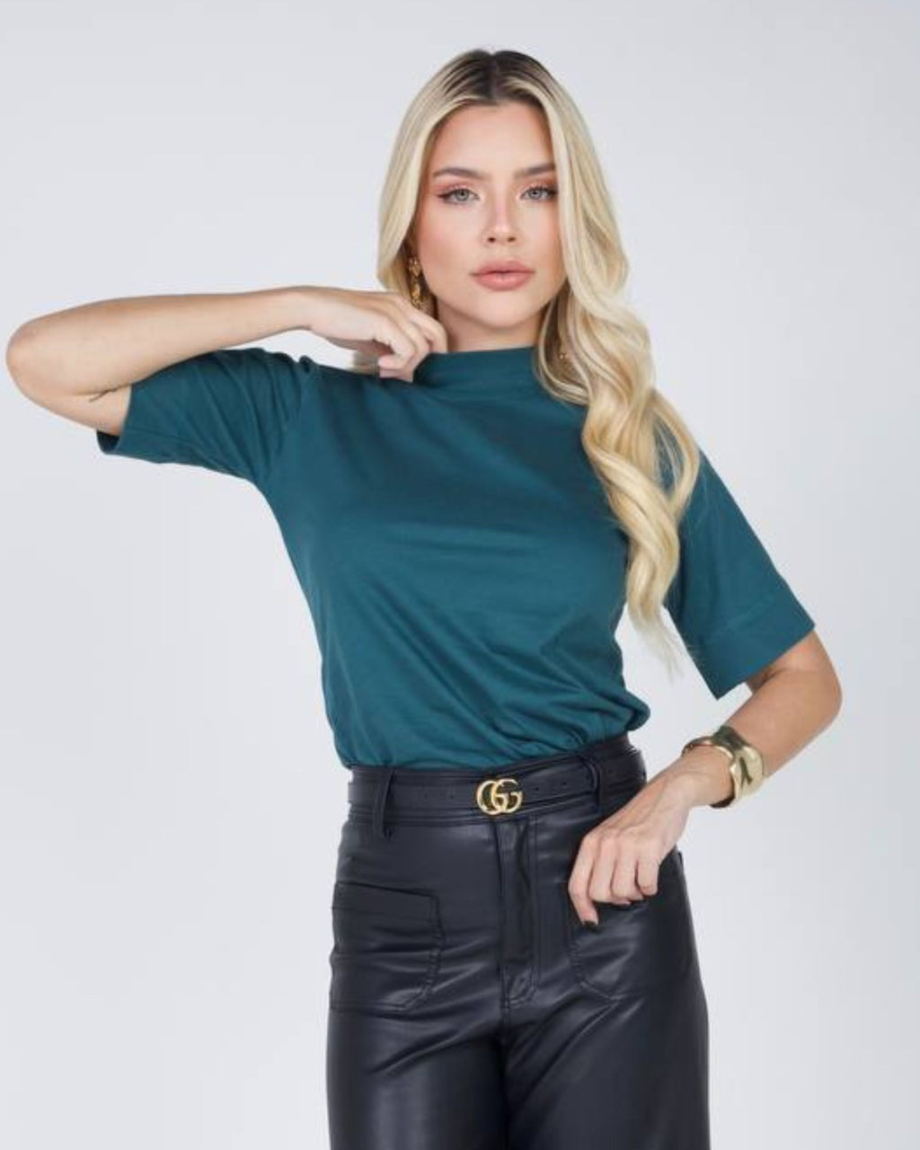 T-SHIRT GOLA ALTA / NIGHT GREEN