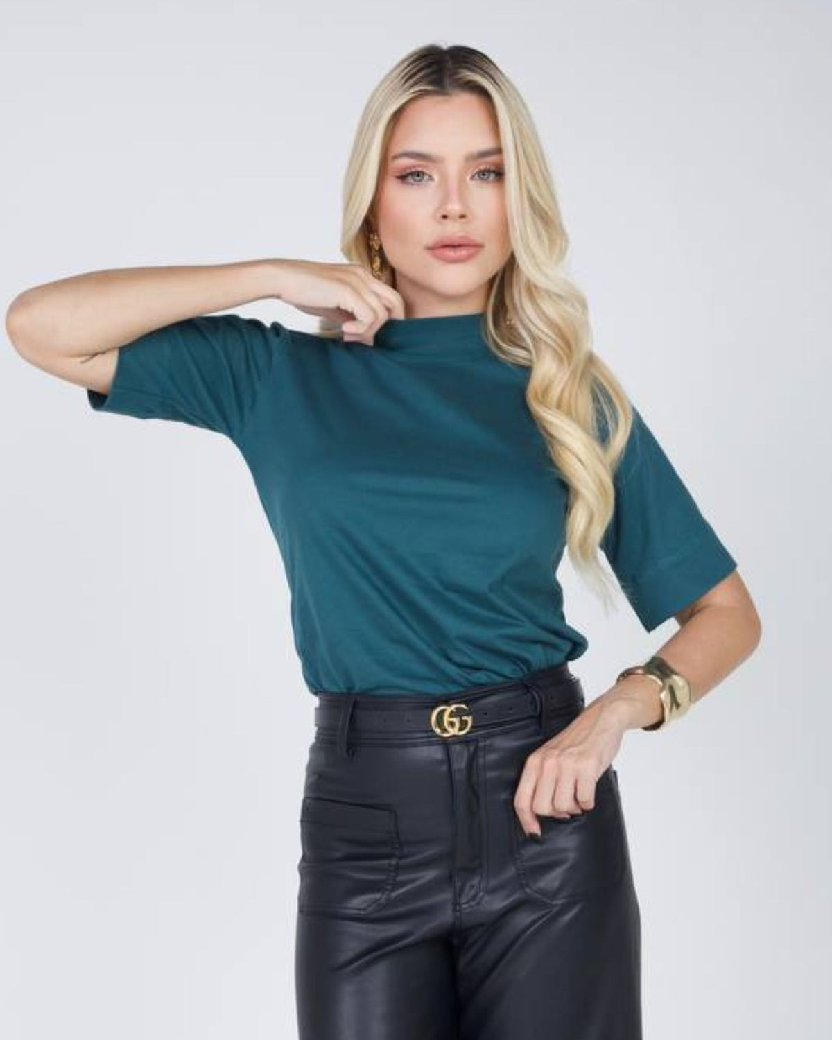 T-SHIRT GOLA ALTA / NIGHT GREEN