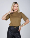 T-SHIRT GOLA ALTA / NOZ MOSCADA
