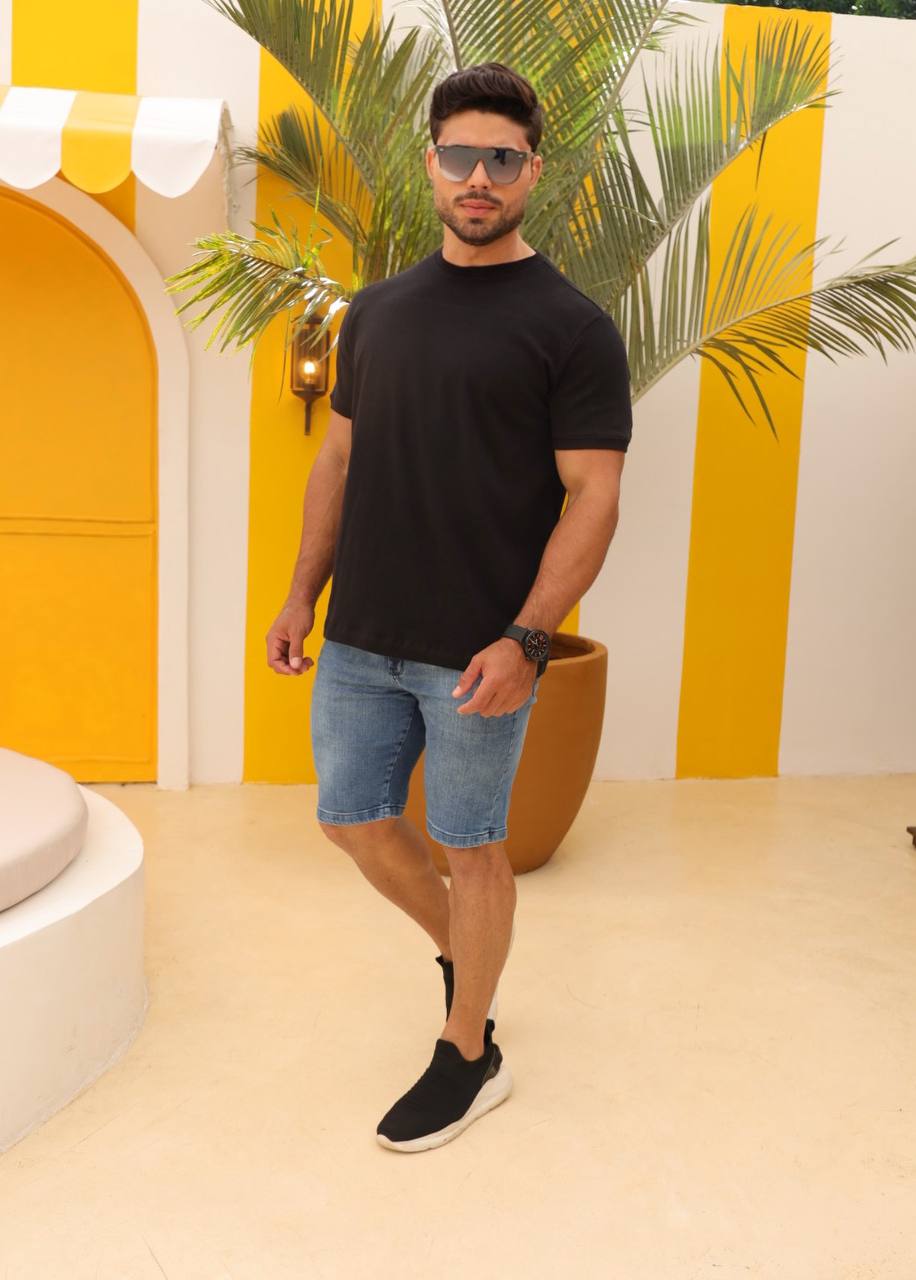 CAMISETA BOSS / PRETO