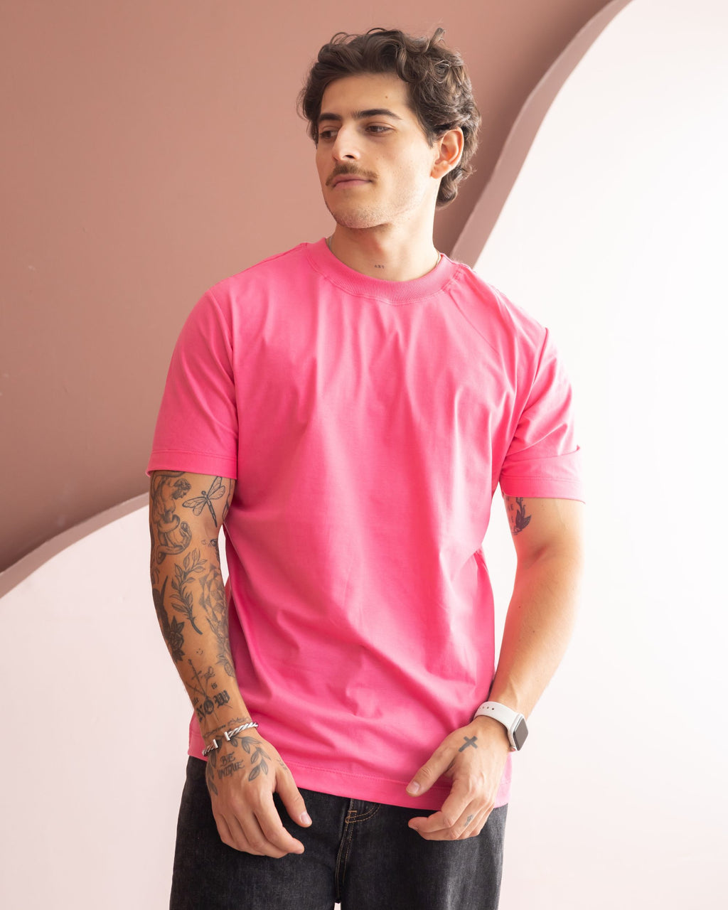 CAMISETA BÁSICA / ROSA PINK