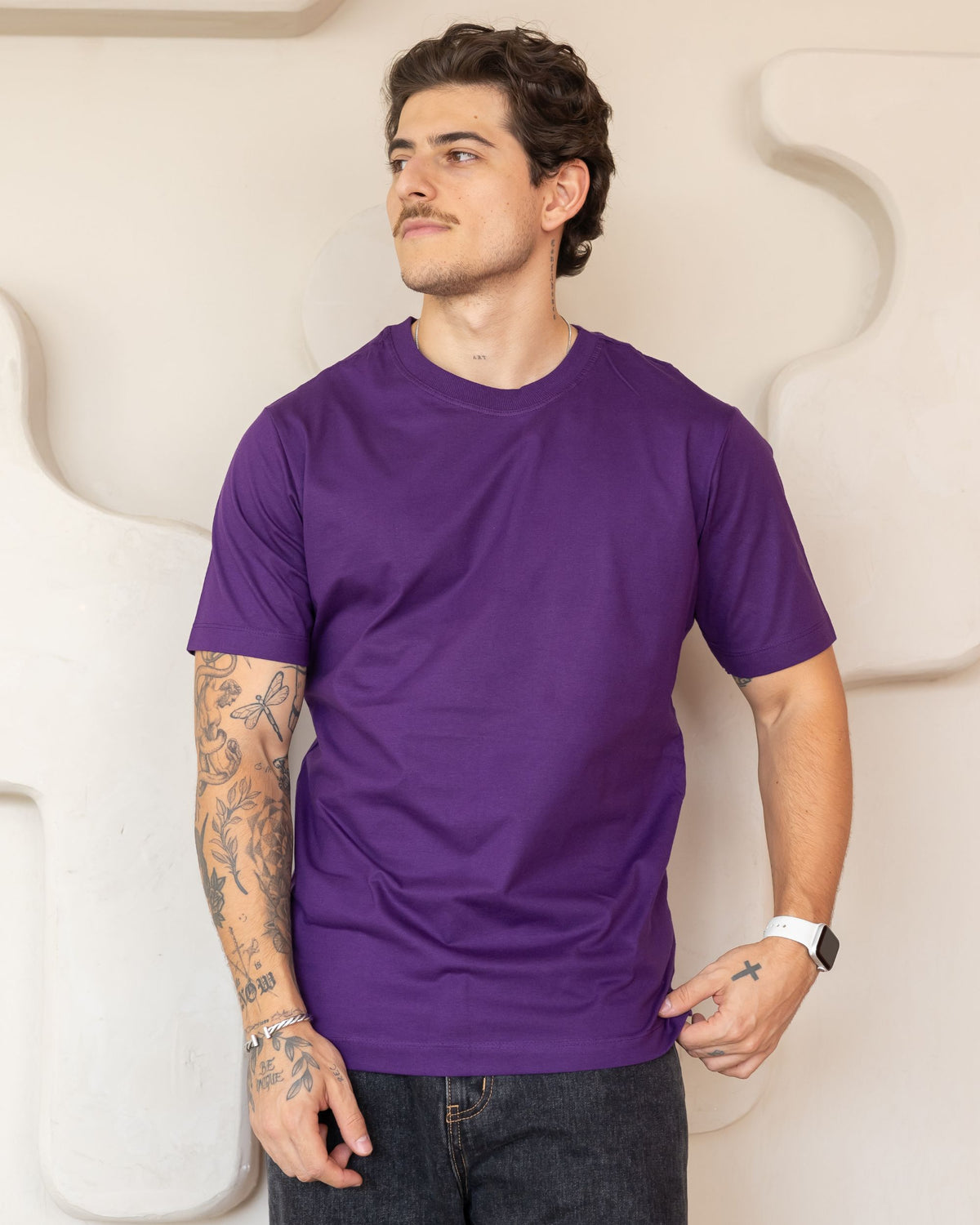 CAMISETA BÁSICA / ROXO MIRTILO