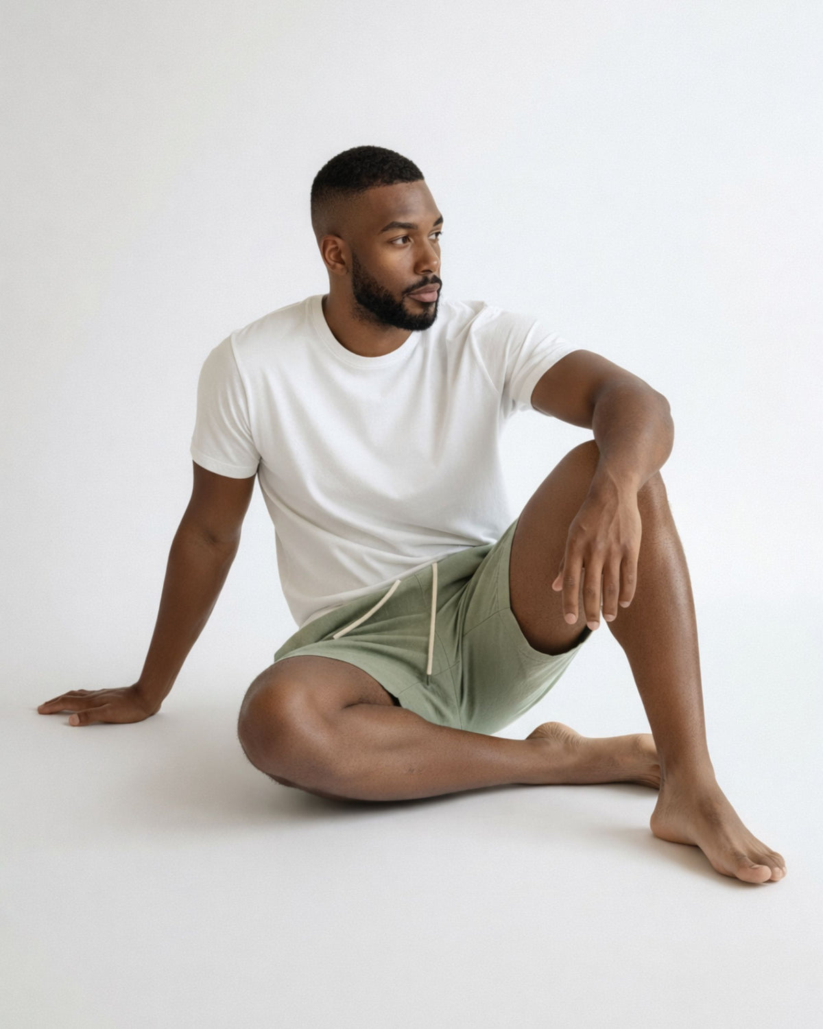 SHORT LINHO ESSENTIAL / VERDE BEBÊ