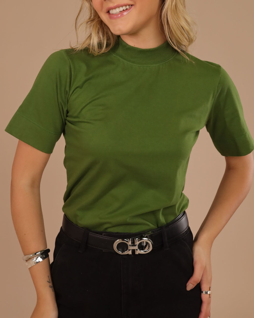T-SHIRT GOLA ALTA / VERDE CLOUD FLOREST