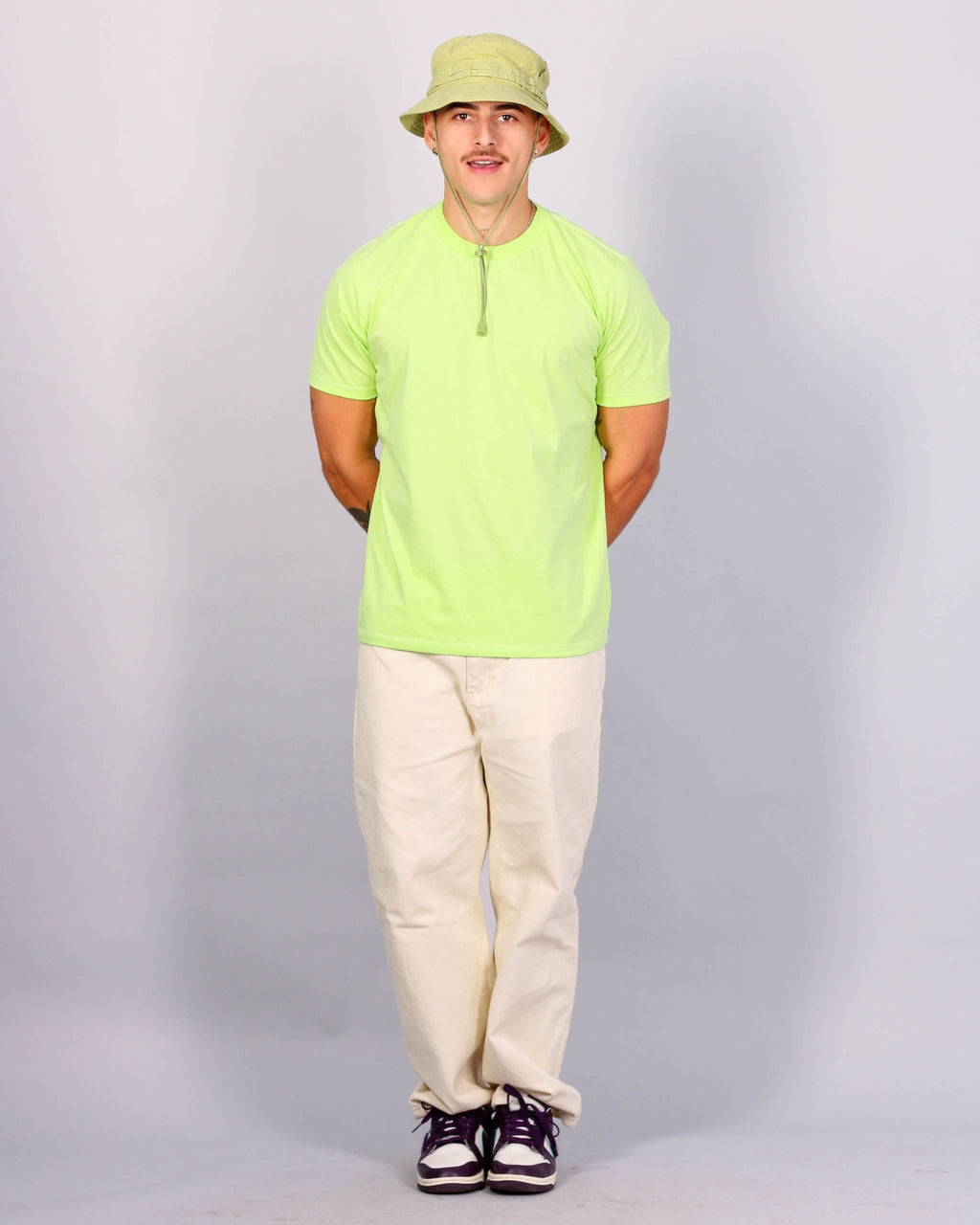 CAMISETA BÁSICA / VERDE LIME CREAM