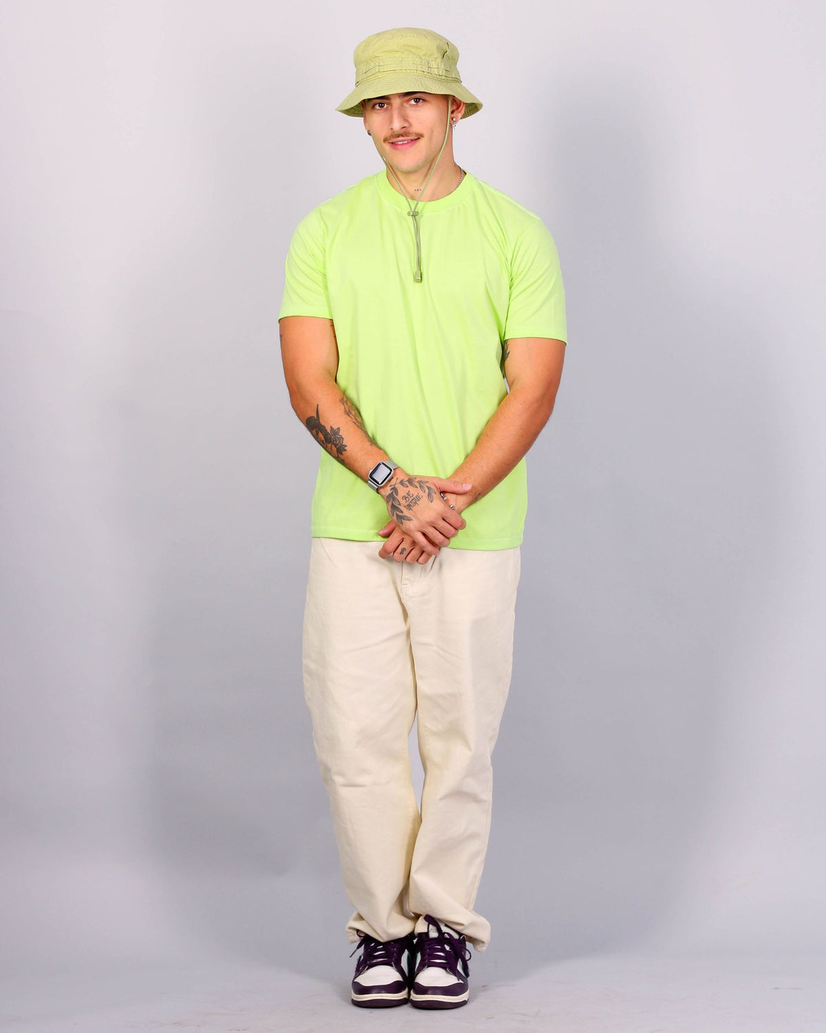 CAMISETA BÁSICA / VERDE LIME CREAM