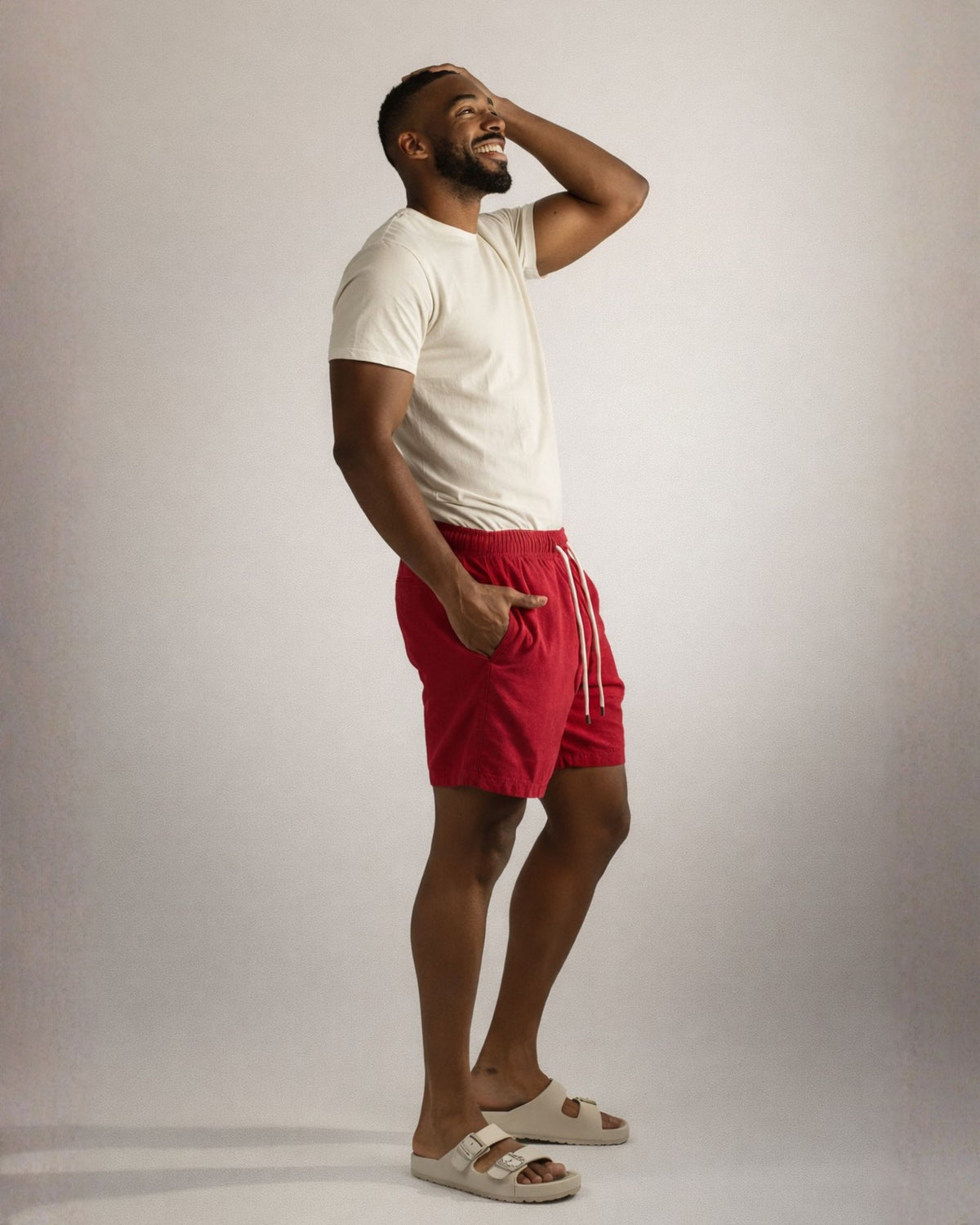 SHORT LINHO ESSENTIAL / VERMELHO