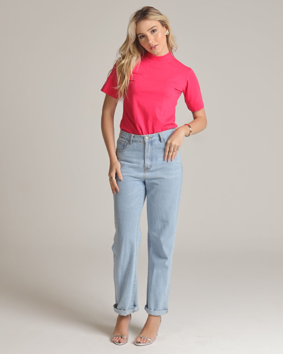 T-SHIRT GOLA ALTA / VIVA MAGENTA